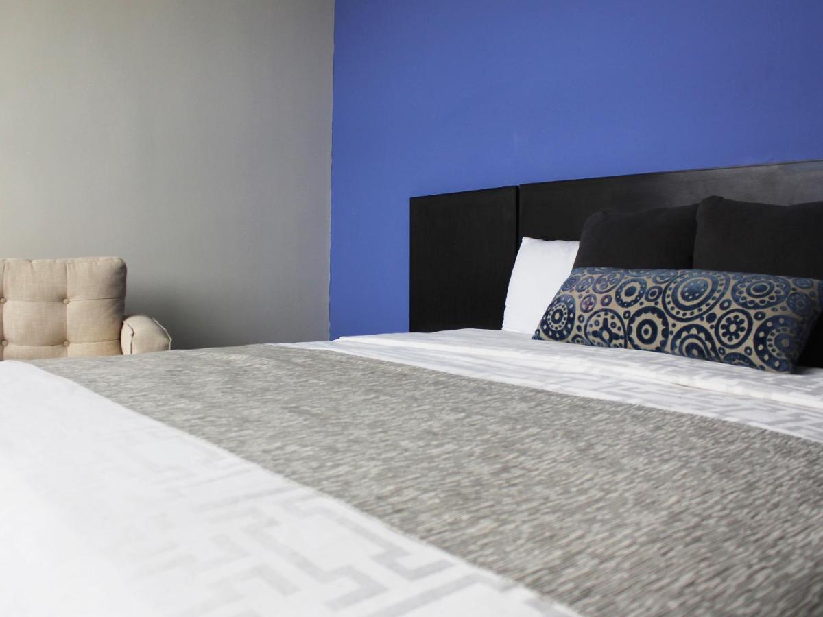 Plaza Hotel 3*